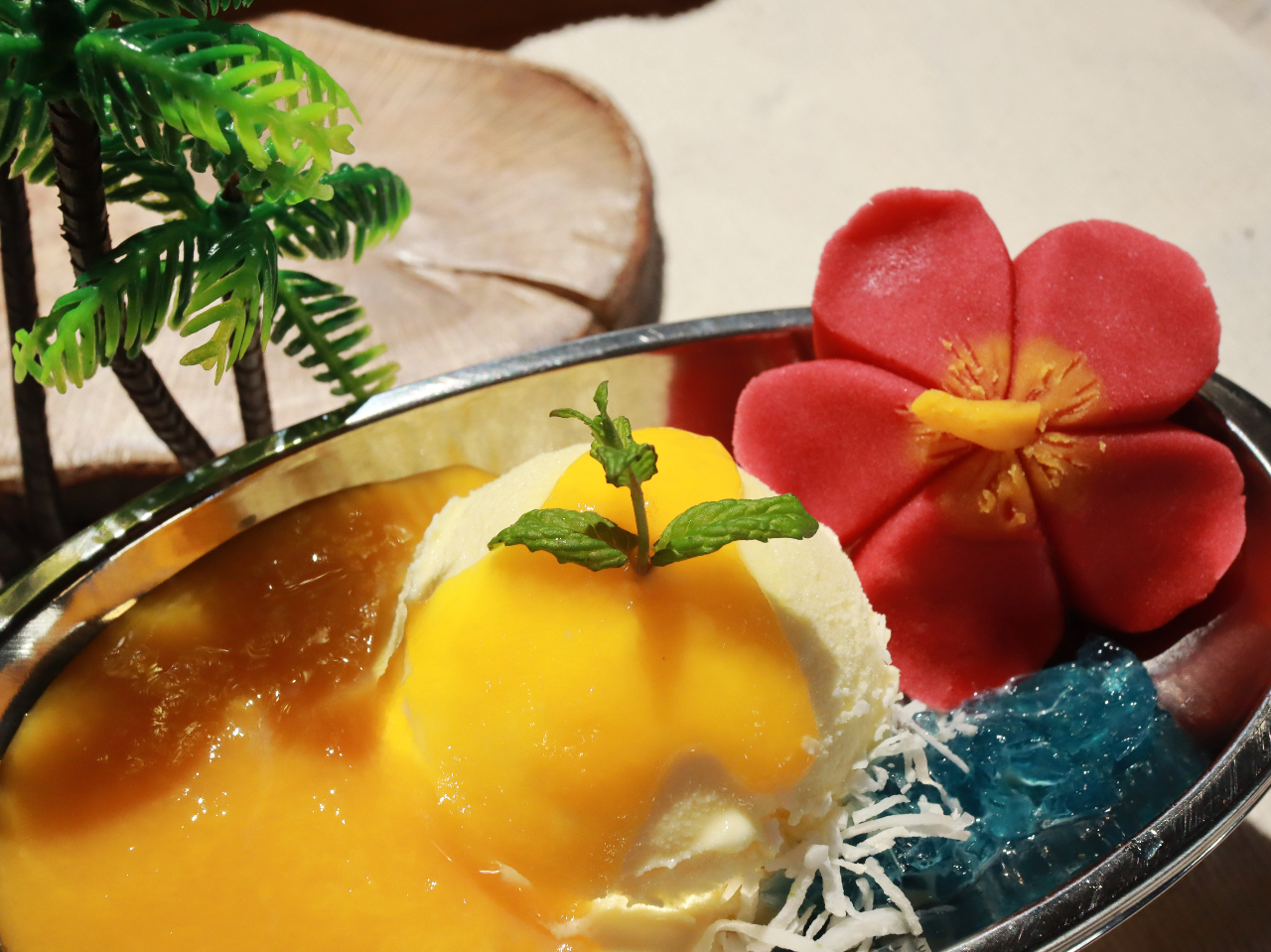 ܂Ń}S[HׂĂ邩̂悤ȁu{茧Y100}S[s[vՂƁIICF̃LLVg̃RRibcXCXłCӂČ