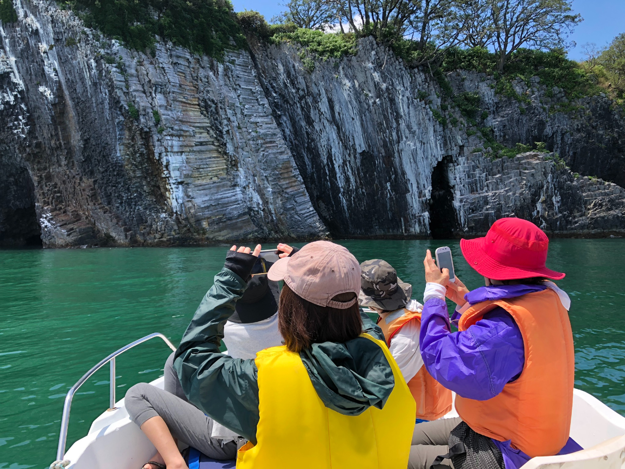 �����⒌��ߗ��̌����錦���̖k�f�R�B��1400���N�O�Ɍ`�����ꂽ�┧�ł���B����ߗ����l�p���ł����������ɕ���ł���̂��ƂĂ��������B