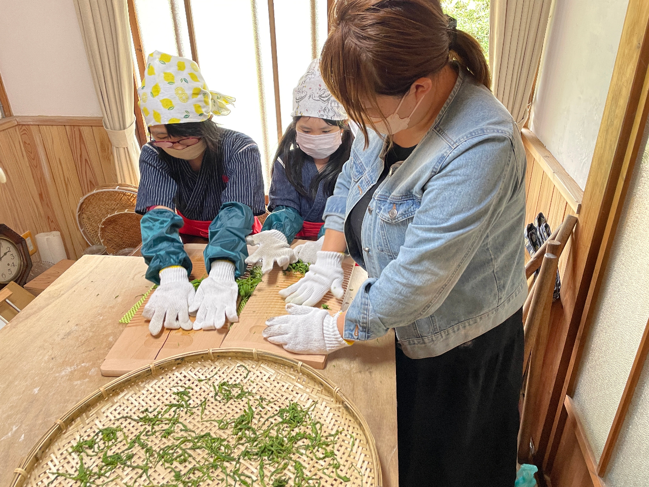 おひとり様から10名様くらいまで、ご自宅からお好きな服装をご持参し、着替えて体験することも出来ます。