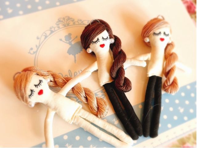 作成前のルルベちゃん(目と口は刺繍&ヘアは既に装着済み)