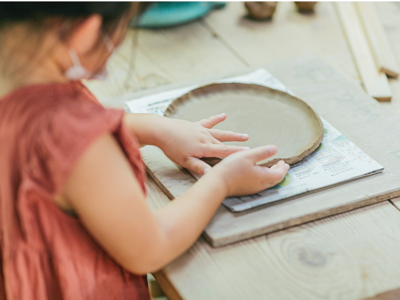 暮らしの中の彩りに、親しい方へ贈りものに陶芸体験いかがですか?
皆さんのご予約お待ちしております♪