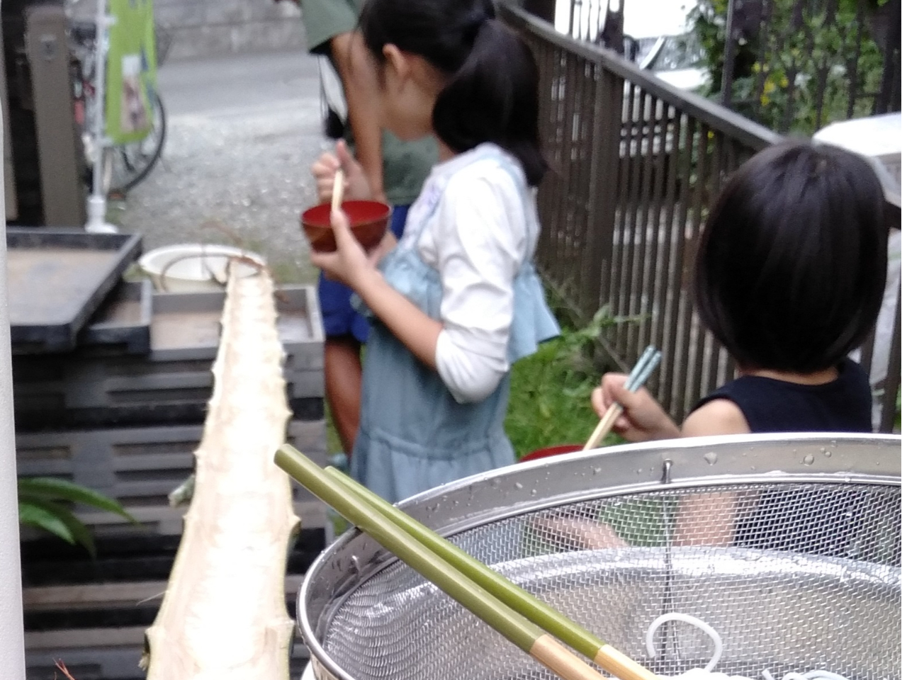 �G�ߌ���̍s����̌��ł��܂��I