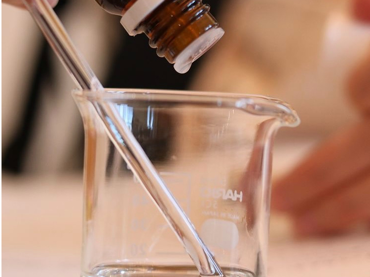 ɂ̓viЂ̐g܂B1HɋMdȐA̖FÏkĂ܂Bɂ͍ō30H܂łŒ܂B