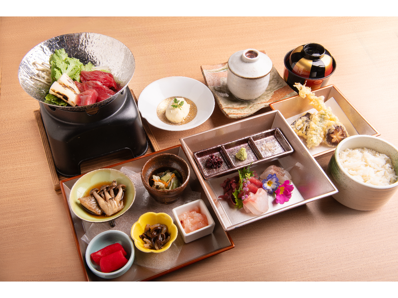 2026 4/1~ご予約はこちらから「日帰り温泉」+和食処「雲波」での三段小鍋御...