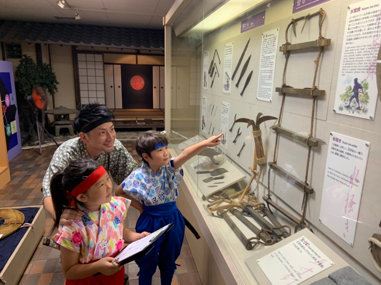 n̔Ep̌قɂ́A̔E҂̓WB}KAjɓoꂷ铹邩HIƑłbȂWwĂ݂悤I