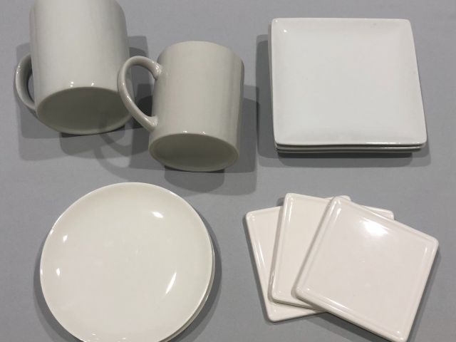 選べる白磁の一例です。