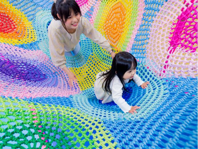 カラフルでインスタ映えする立体遊具♪