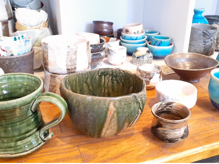 �������̌����̖�30��ނ̏Ă����ɂȂ�܂��B�ʏ�̑̌��͌��ւ��ŏ������F��Ă�����ς��Ă���܂��B