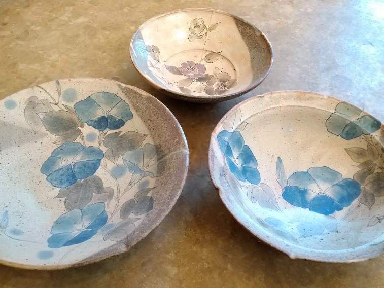 �ʏ�̃R�[�X�ɖ{�i�G�t����ǉ����邱�Ƃ��ł��܂��B�S�y��F�͗L���ŕύX�ł��܂��B