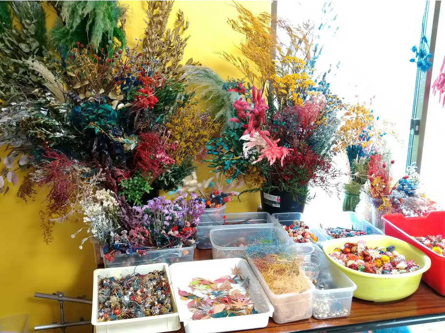 Ԃ玩Ɛő؂ɐߕt300ނ̃hCt[ԍނ͂ƂĂ@ׂŉ₷łBDĂˁB