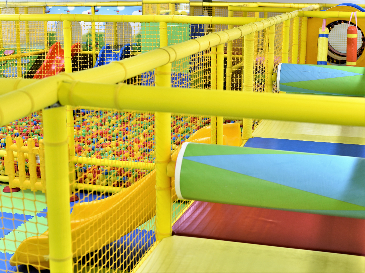 平日小学生１日遊び放題100円off キッズユーエスランド横浜希望ヶ丘店 キッズユーエスランド 横浜希望が丘店 じゃらん遊び体験