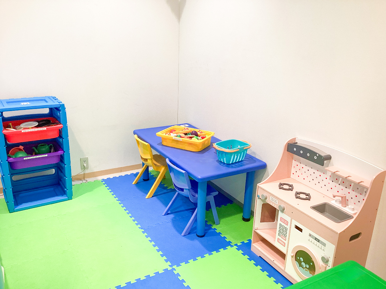 �܂܂��ƃR�[�i�[