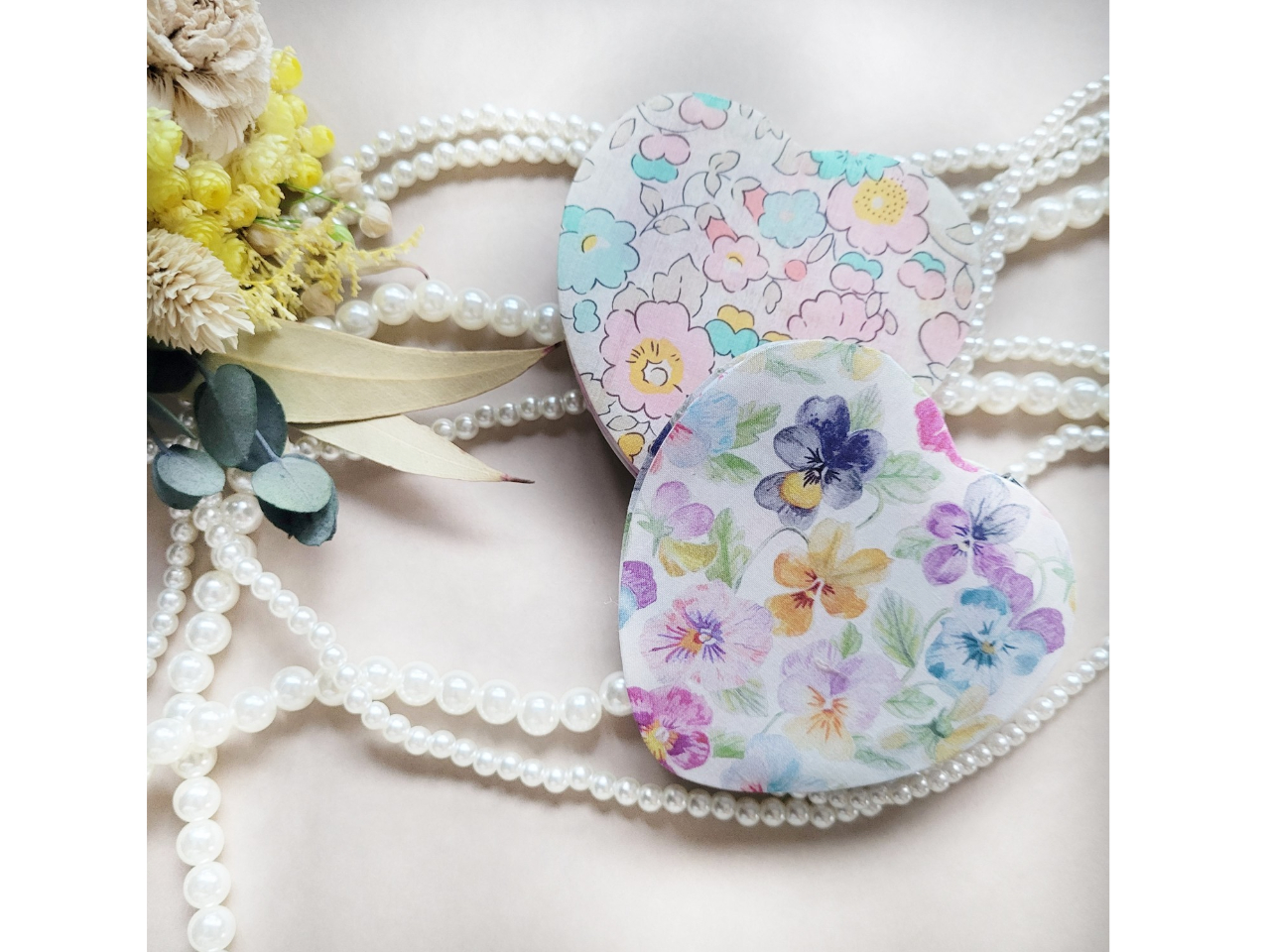 【コンパクトミラー作り体験/2個】リバティプリントを使用したコンパクトミラーを作...