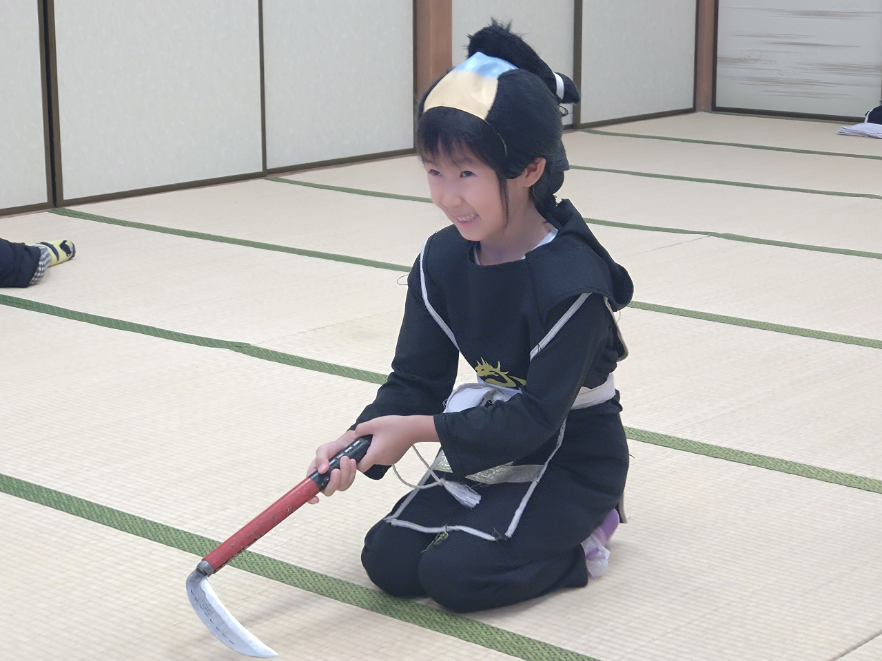 ���Ɖe�̔E�҃V���[�����邪�̌����ʔ������I