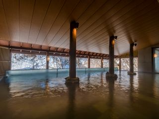 本館地下大浴場「湯酔郷」内 露天風呂