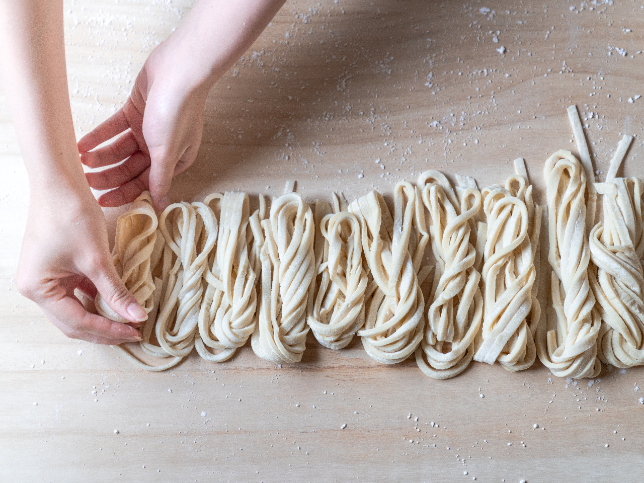 ŏ͋ʏ󂾂nAT1ԒxėhȁuǂvɎpς܂BǂȎŐHׂ邩Ay݂łB