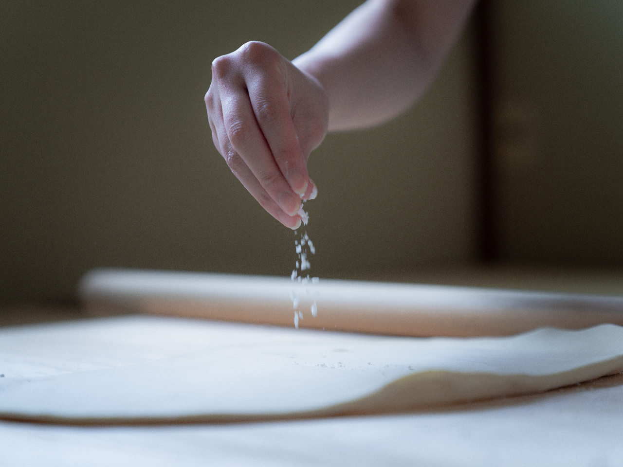 �ł����͑��߂Ɏg�����ƂŐ��n���\����Ă��܂����Ƃ�h���܂��B���n�̑ł����͍ŏI�I�ɕ����Ă���d�グ�ɓ���܂��B