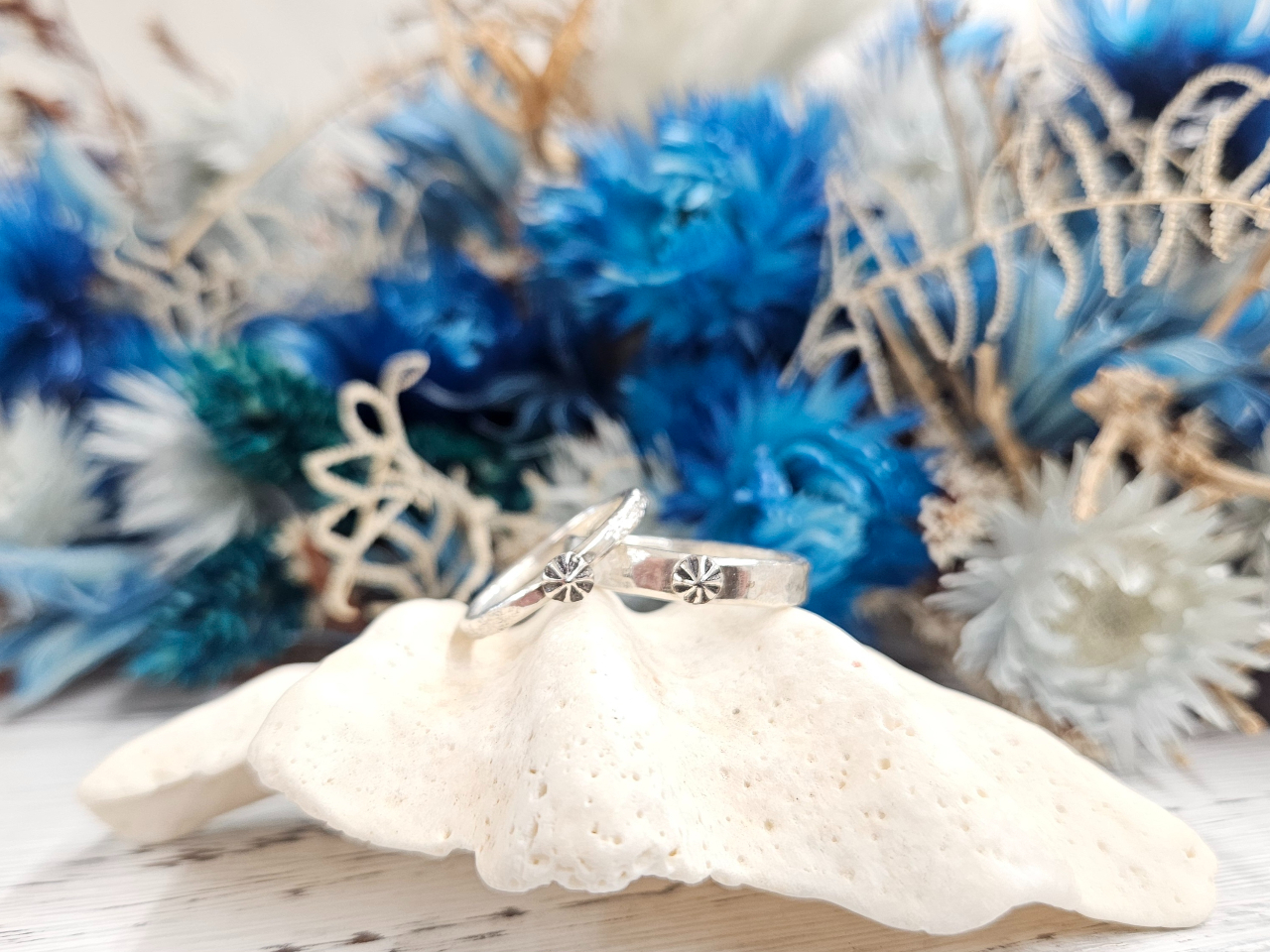 �C���f�B�A�� �W���G���[�ł�����݂̃A�|���X�^�b�Y�Ƃ��D���ȃ����O���ł���肢�������܂��B