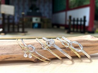 《結びのバングル》