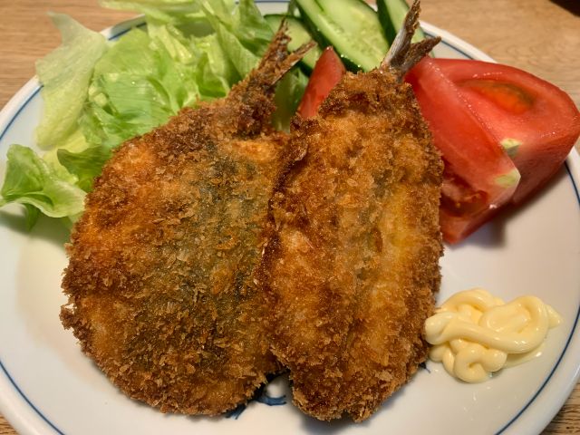 持ち帰った魚は、自宅で料理しても良いし、釣り魚を捌いてくれるお店や居酒屋さんなども紹介できます♪