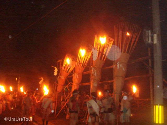 【2026年先行販売!】京都三大奇祭のひとつ! 鞍馬の火祭 -最後の輝き‐知られざるフィナーレ! 〈専用車1台8名様限定 ...