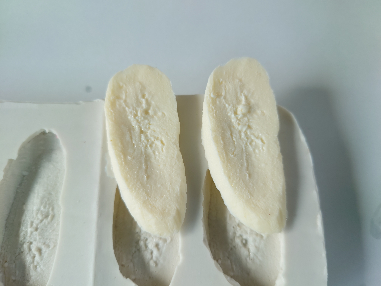 �ʐ^�̗�̓o�i�i�ł����A���̂悤�Ƀp�[�c�������Ă����܂��B