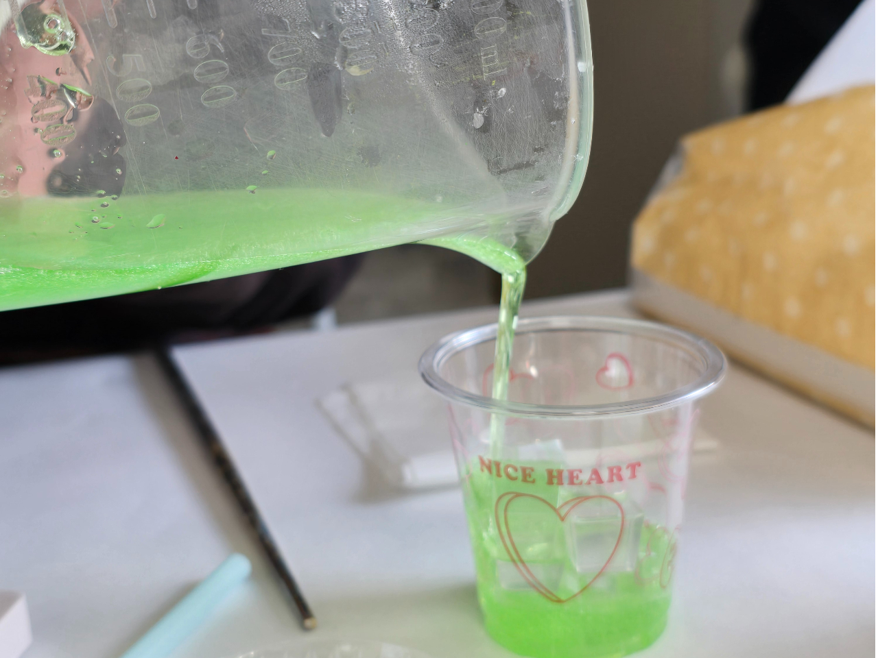 こんな感じで注ぎます