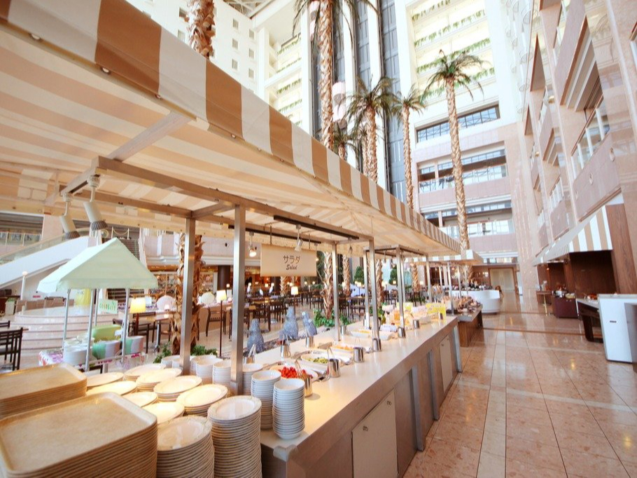 <2025/7/19~>【洋食ランチビュッフェ】大人気の実演メニューやお寿司にス...