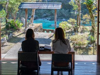 仁淀ブルーを眺めながら写経体験