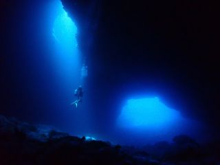 ダイナミックな地形の一ノ瀬ホール