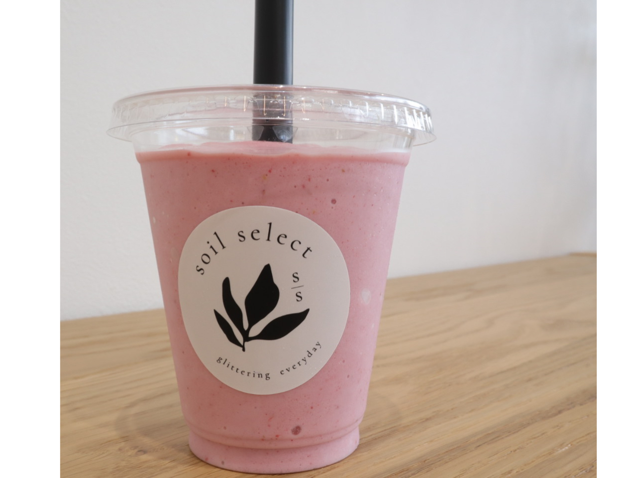 好評販売中のあまおうスムージー♪あまおうをふんだんに使った、ここでしか味わえない逸品です♪