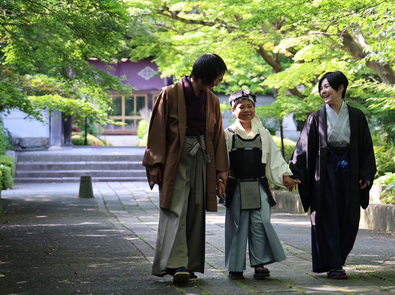 jIȌX݂̒Ŏʐ^Bey߂܂B