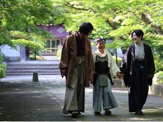 歴史的な建物や街並みの中で写真撮影が楽しめます。