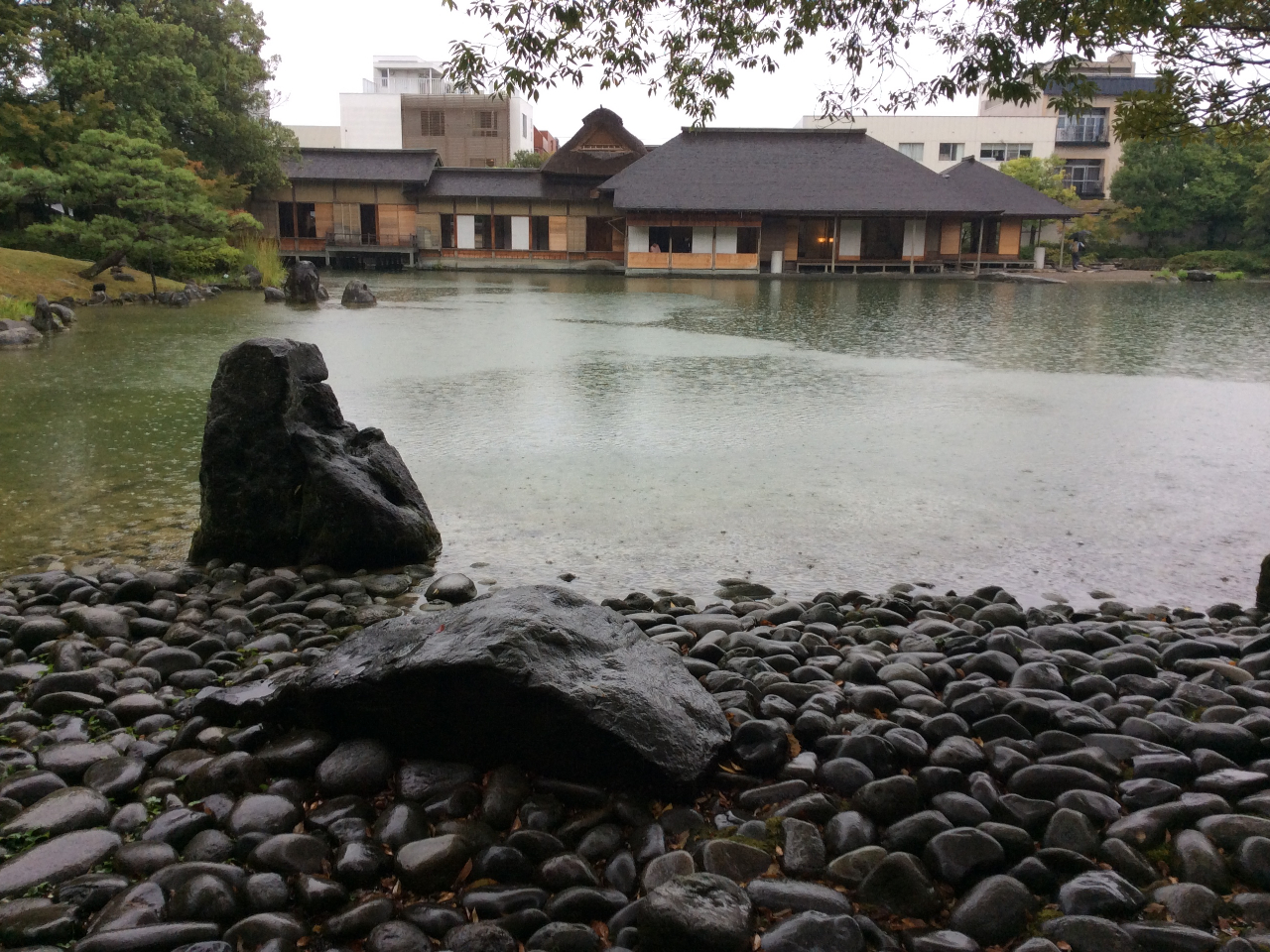 雨天時の、州浜・荒磯。