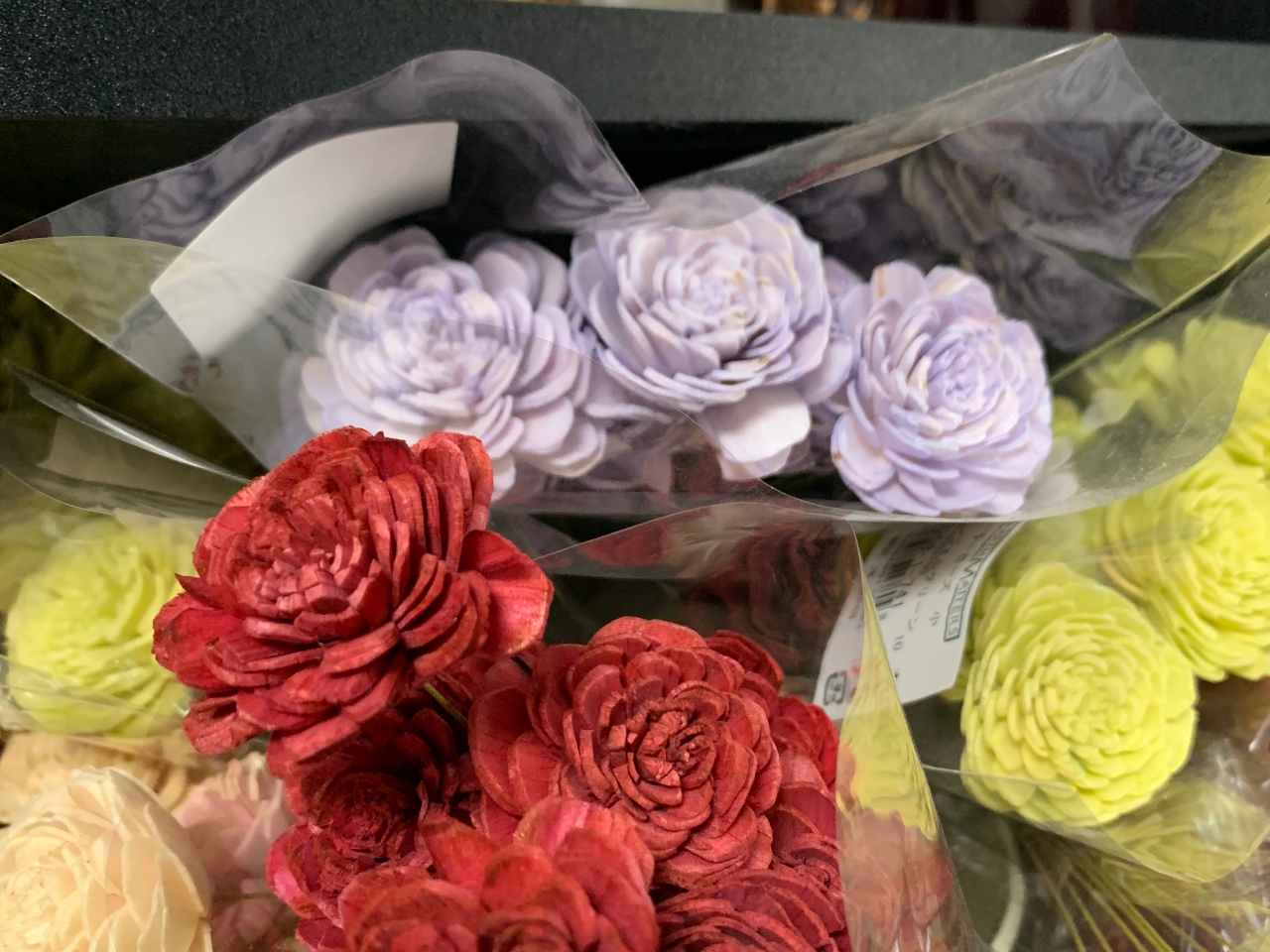 �C���g���h���m���Ԃ̒�����A���D���Ȃ��F�����I�щ������B������ꍇ�́A�C���[�W�ɍ��킹���A�h�o�C�X���������܂��B