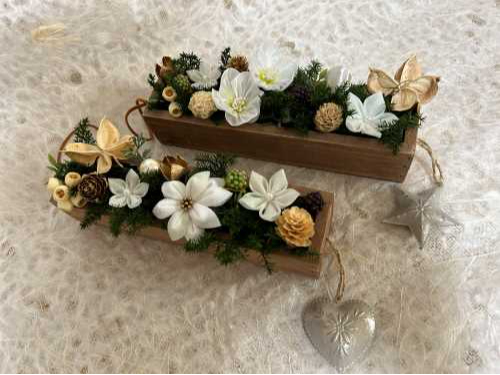 つまみ細工で作る「バトンアレンジ」