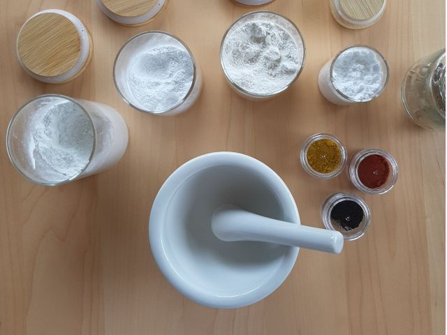 ファンデーションが何から出来ているかご存じですか?材料を確認しながら安心して使えるファンデーションを作りましょう♪