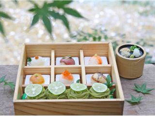 川を眺めながら情緒たっぷりのランチタイムもおすすめ♪