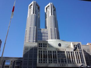 都庁の展望室から街を眺望するのはいかがですか