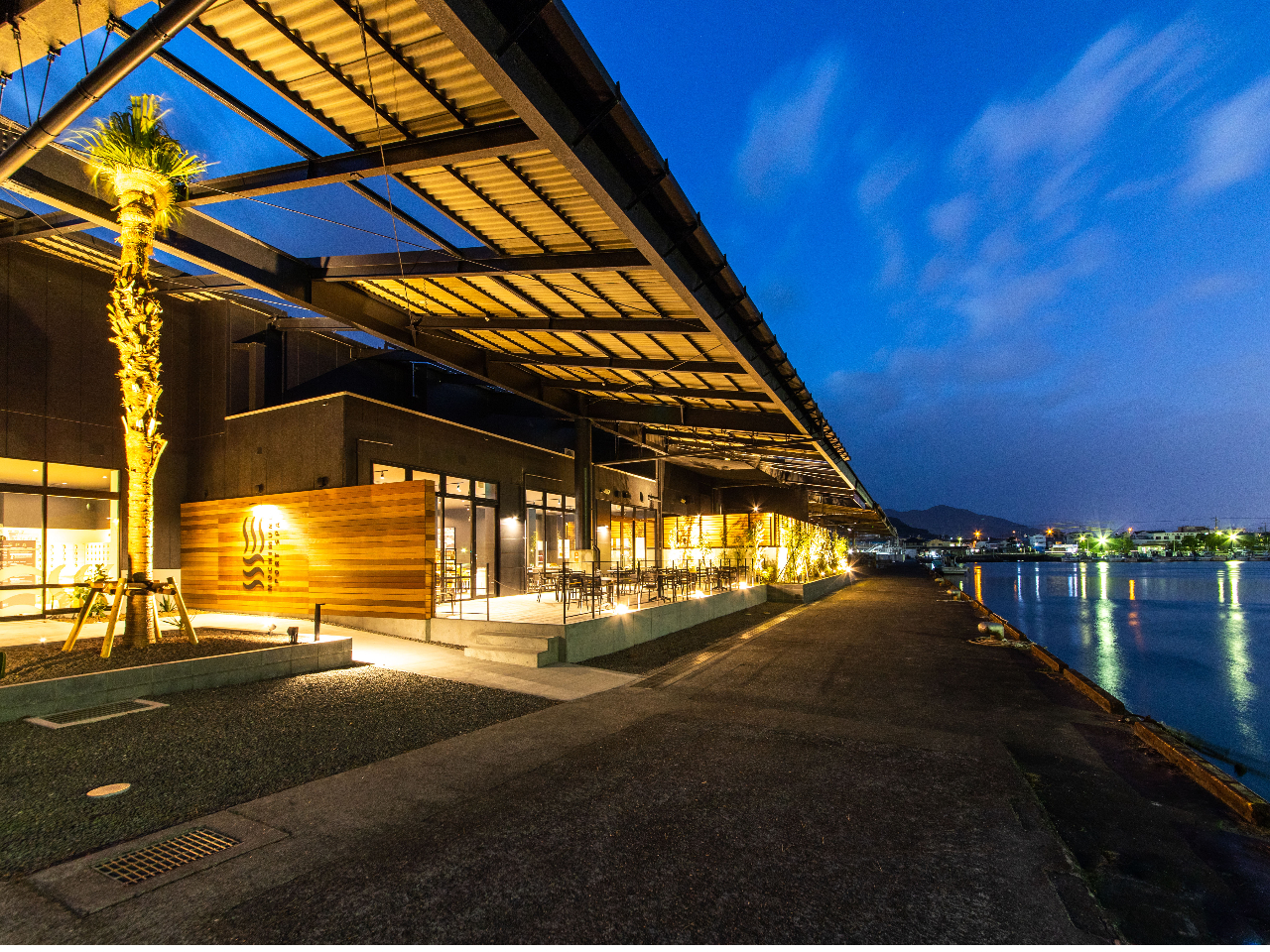 港と富士山を望む良質な天然温泉やととのう遠赤外線サウナ♪ *平日専用* 日帰り入...