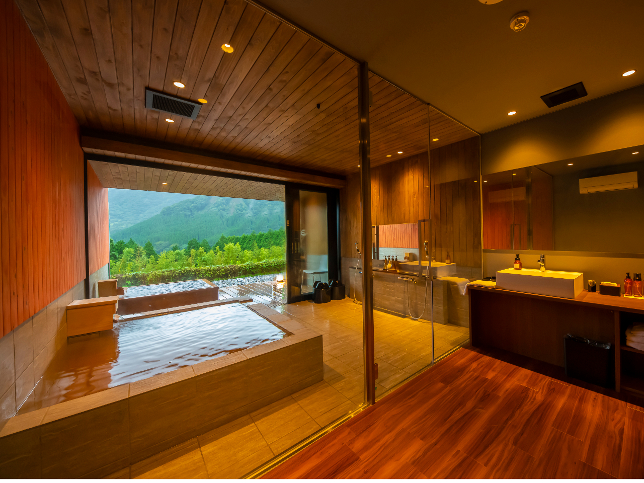 OWA[][gzêpӂ郉OWA[ȑݐؕĆAłpӂoX^IނVv[AAjeB[ɂĂ܂B