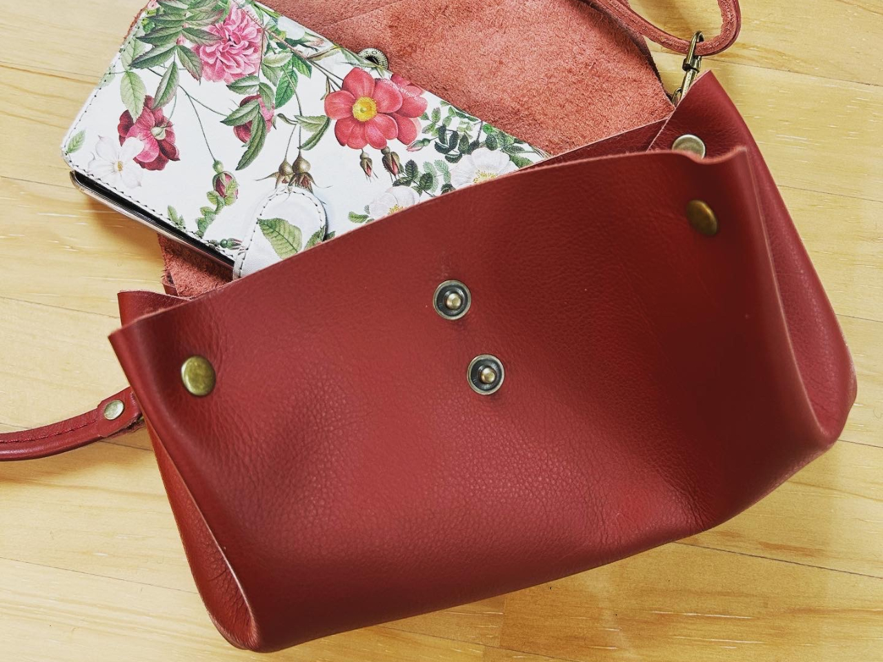 縫わずに作る！】ぷくぷくレザーショルダーバックワークショップ/革