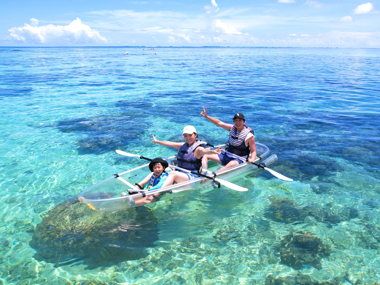 世界に誇る美しい珊瑚をクリアカヤックで覗きに行きましょう♪
