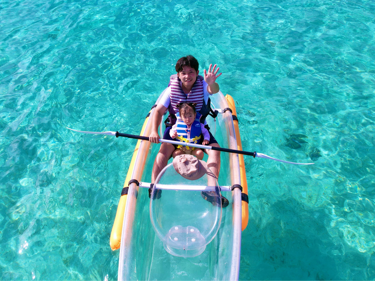 小さなお子様も一緒に楽しめるクリアカヤック♪