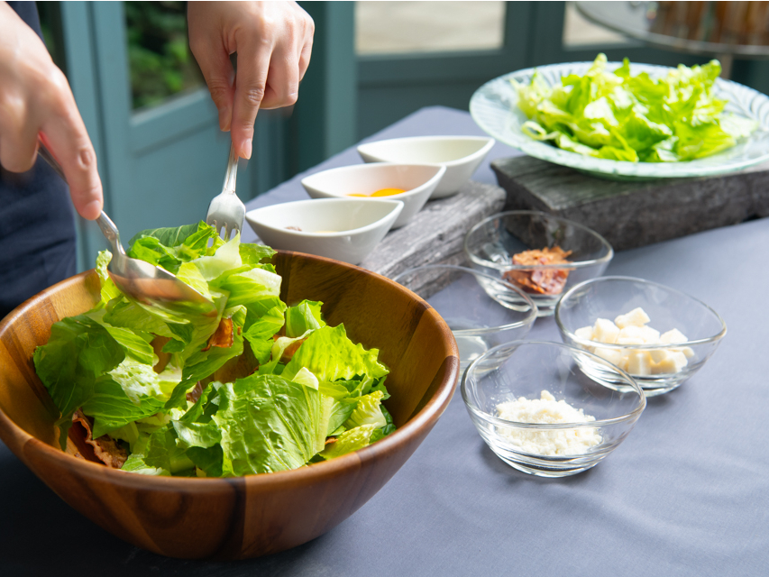 IvṼV[U[T_͖ڂ̑OŎdグX^C