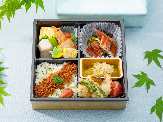 6月のお弁当(内容は毎月替わります)