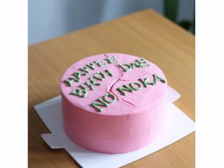 ピンクの魔法のケーキを作りましょう♪バースデーや大切な方のお祝いにも♪