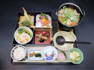 越生梅林 梅まつり 期間中限定の気軽に会席弁当ランチ♪
