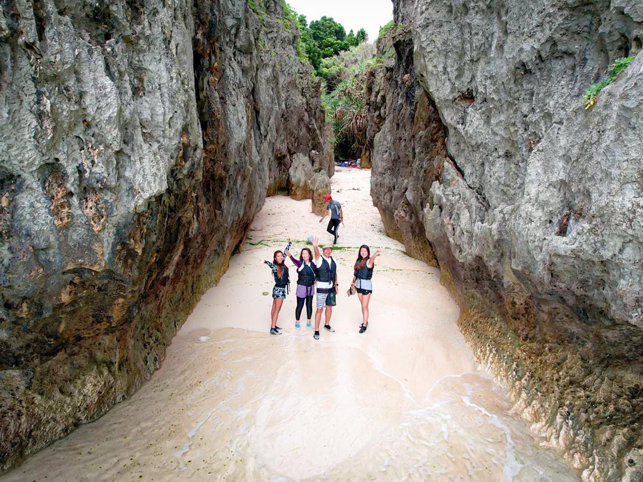 秘境の神秘！備瀬のワルミツアー（1,5h）】カヤックでパワースポットに