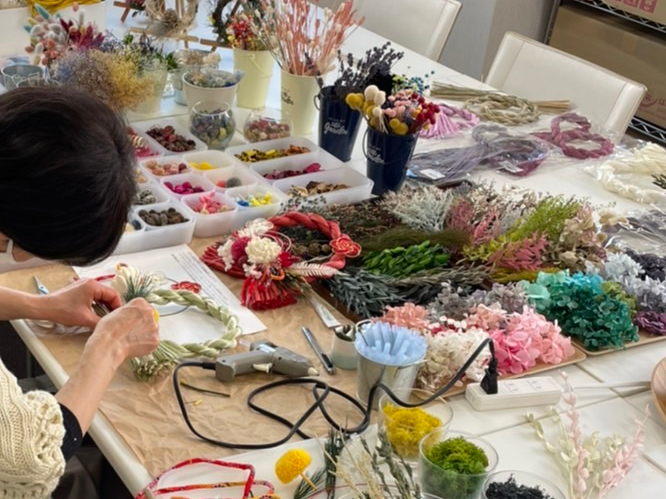 y̗̌lqzVtԍރZbgȊOɂARɎgԍނ肾IyIŁÂ߂Ȃ탊[XɎdグ܂